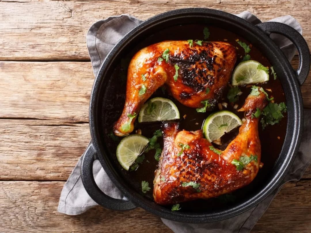 Jak długo gotować udko z kurczaka, aby było idealnie miękkie?