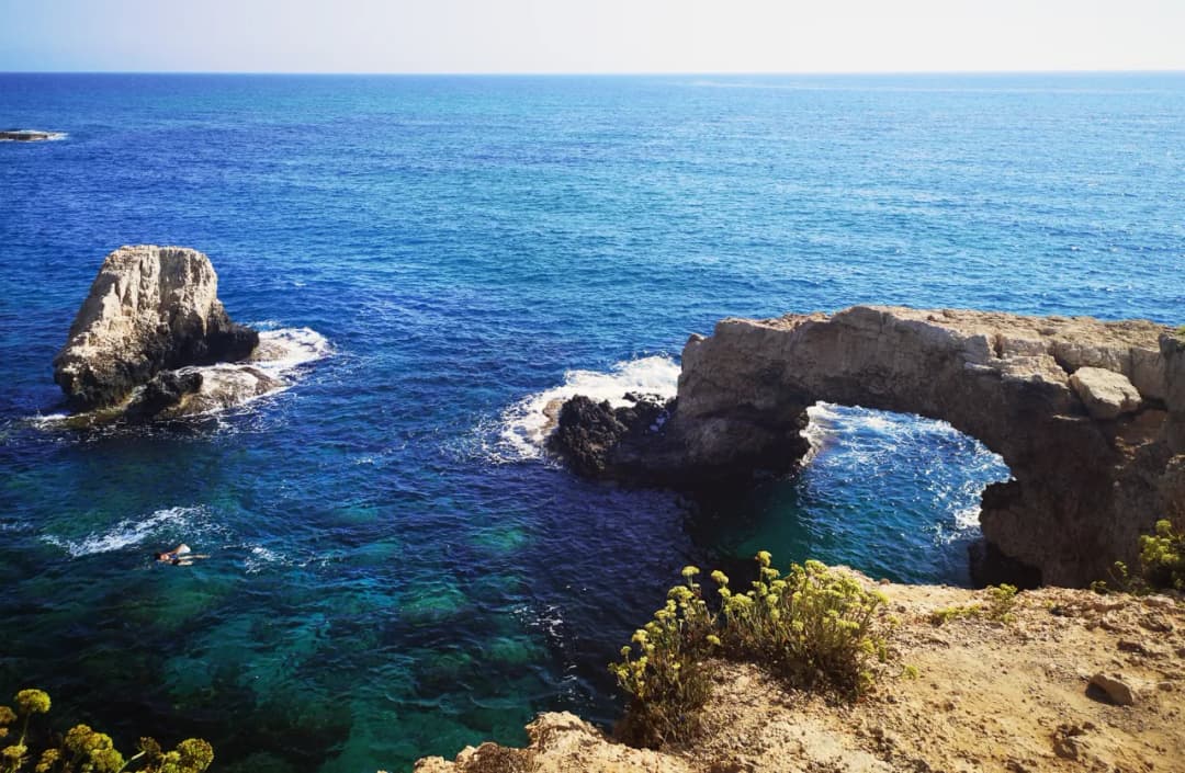 Najlepszy czas na podróż na Cypr: uniknij tłumów i oszczędź na wakacjach