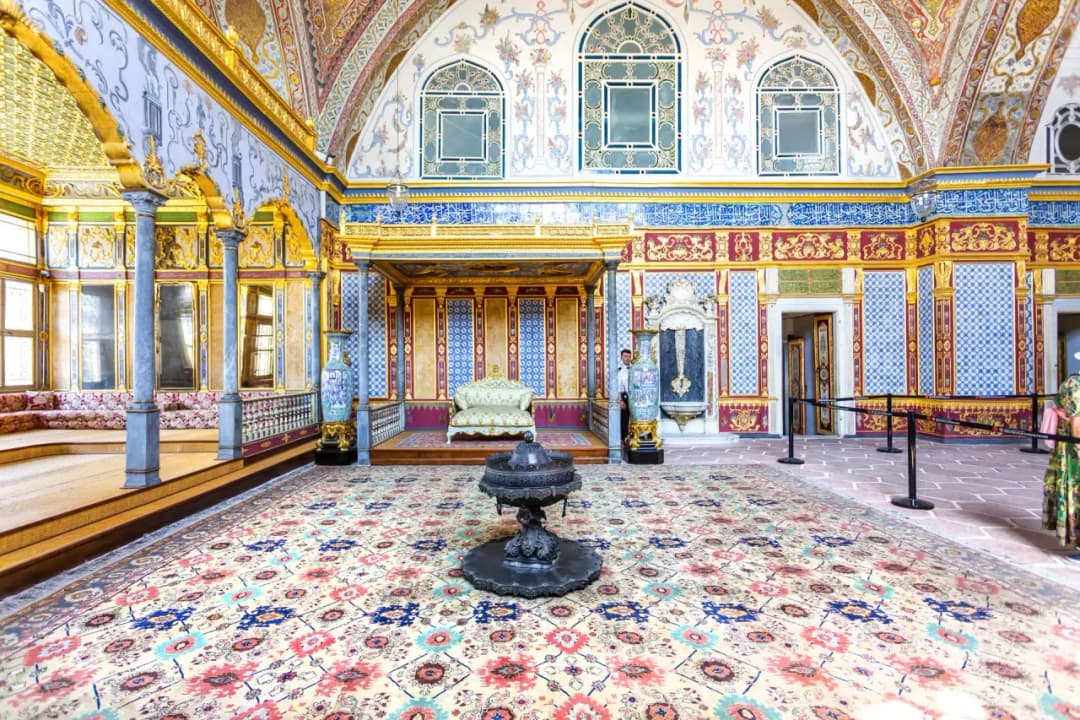 Atrakcje pałacu Topkapi, które musisz zobaczyć podczas wizyty