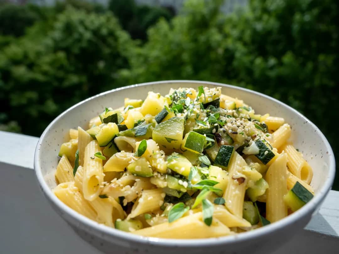 Pyszny makaron penne z cukinią - zdrowe przepisy na każdą okazję