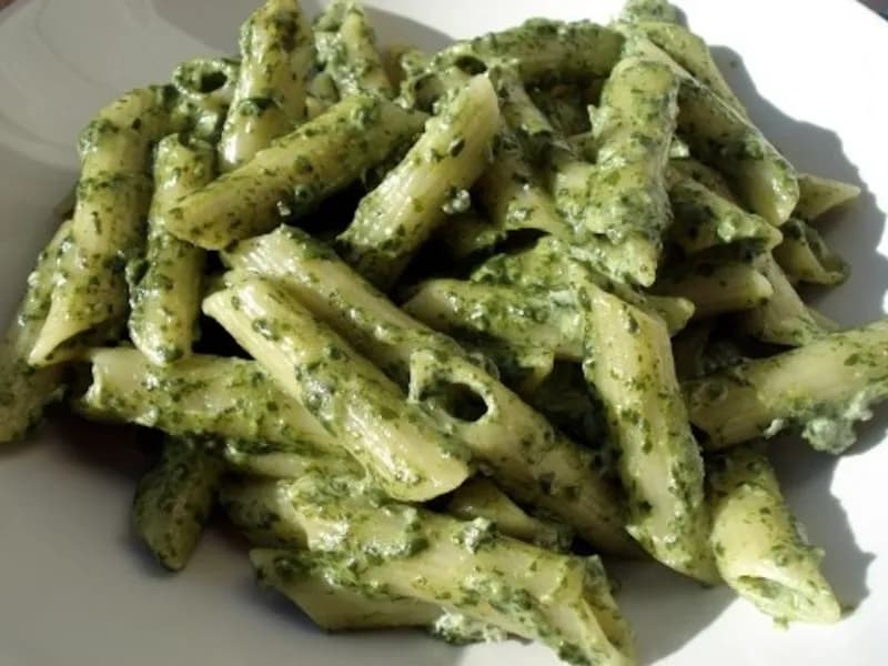 Penne ze szpinakiem i serem - pyszne przepisy, które pokochasz