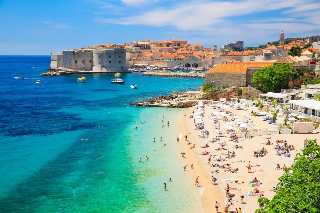 Czy w Chorwacji jest bezpiecznie? Odkryj prawdziwe zagrożenia dla turystów
